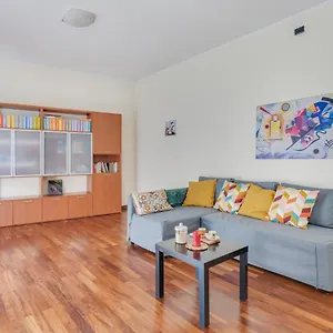 Oltretorrente Ampio Con Balconi Apartment